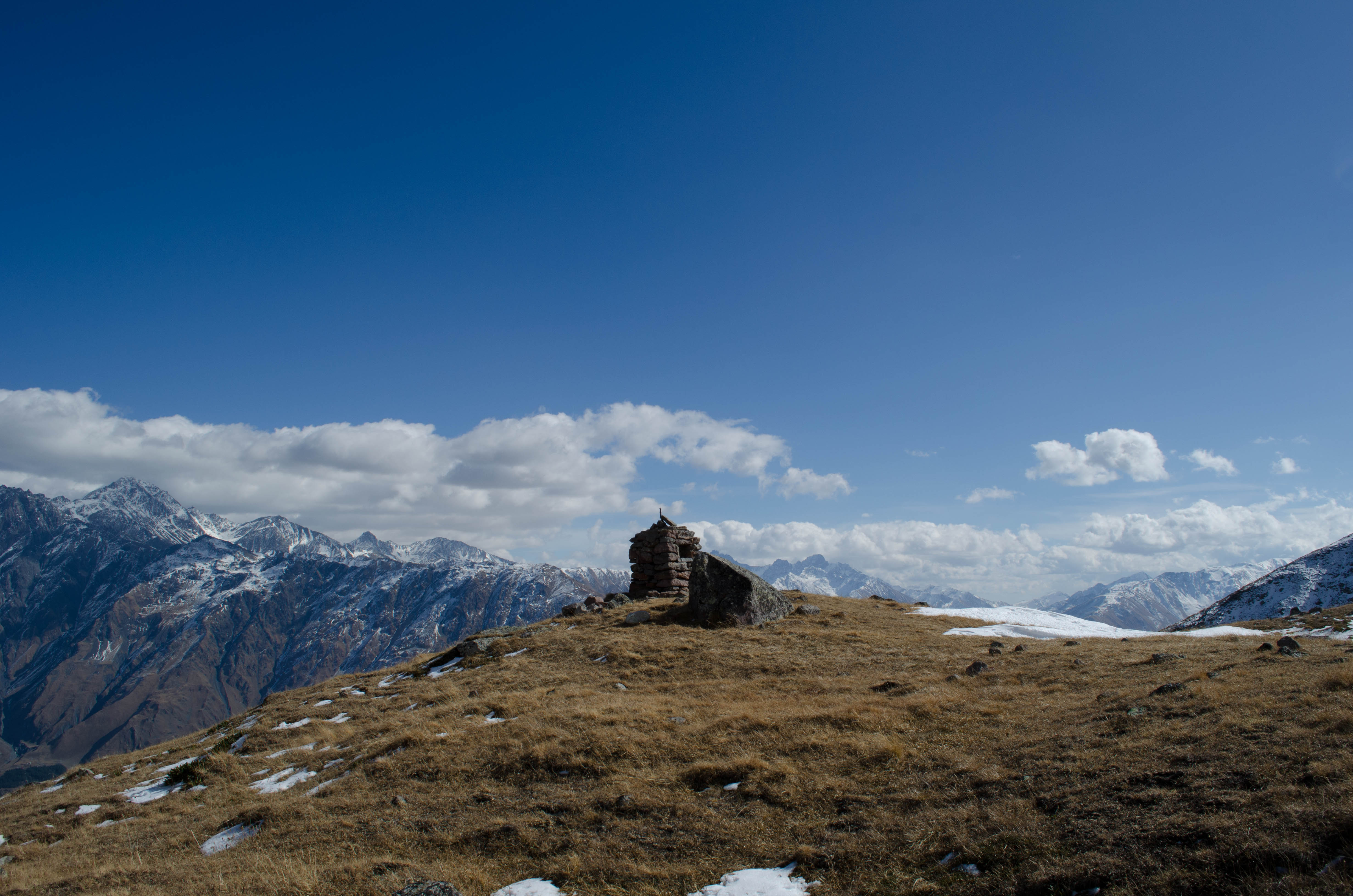 kazbek-cairns